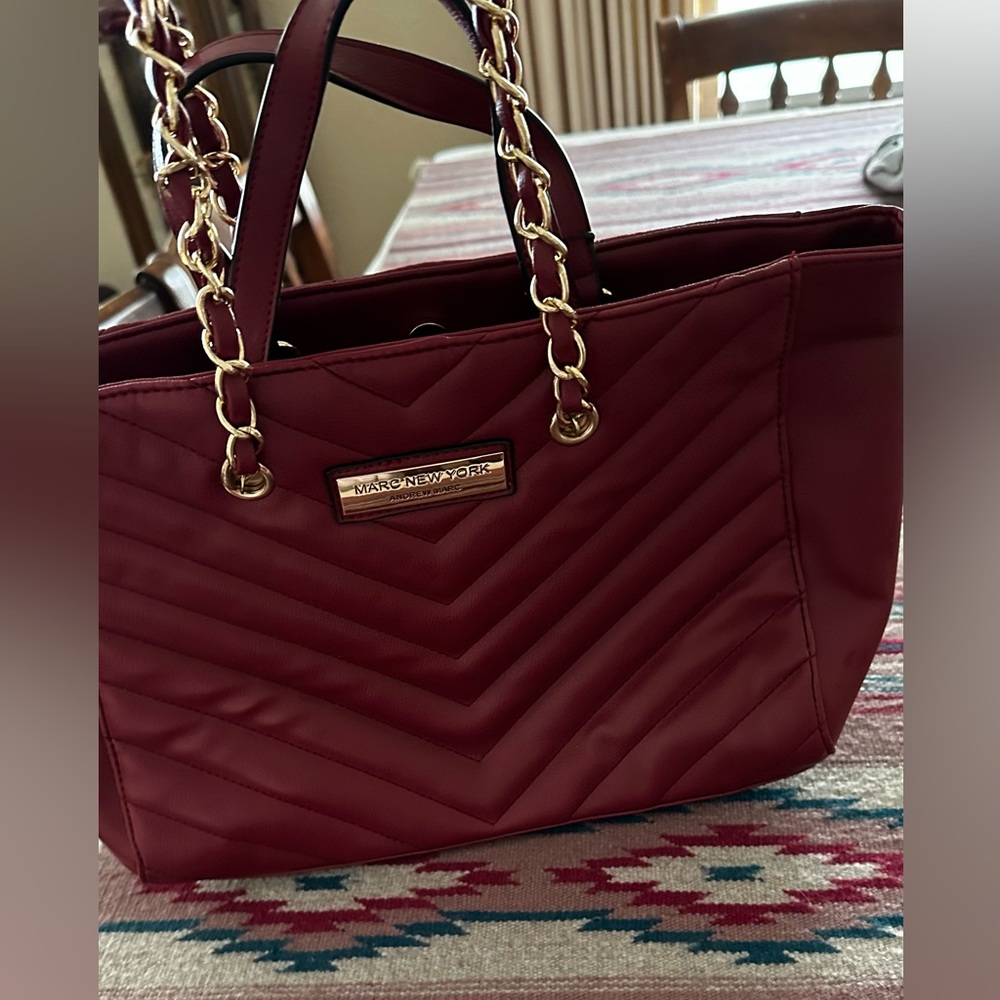 Marc New York - Andrew Marc / Large Red Tote with many pockets